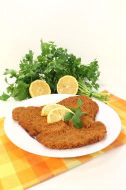 limon ile Wiener schnitzel