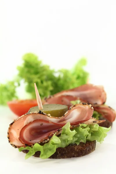 Canape mit bacon — Stock Photo, Image