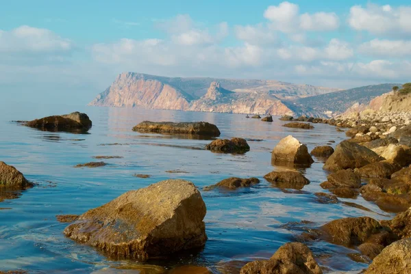 Deniz kenarında taşlar — Stok fotoğraf
