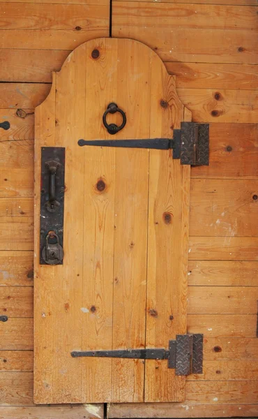 Dveře ve starém městě tbilisi — Stock fotografie
