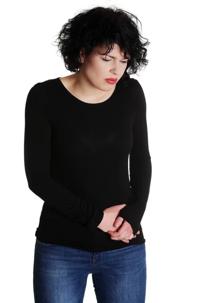 Kobieta cierpiąca z bólem brzucha — Zdjęcie stockowe