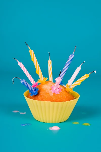 Festive cupcake with a candles — Stock Photo, Image