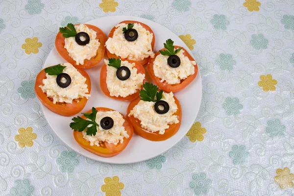 Tomatoes with cheese — Stock Photo, Image