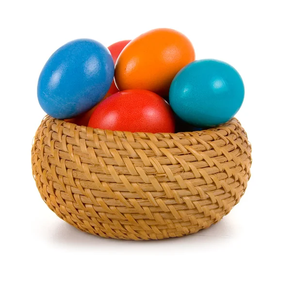 Huevos de Pascua aislados sobre fondo blanco — Foto de Stock