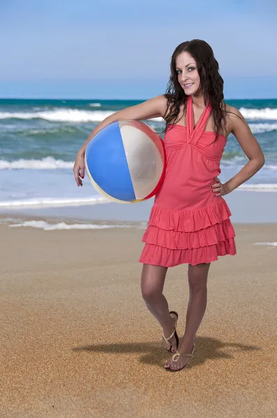 Woman Holding Beachball — Stock Photo, Image