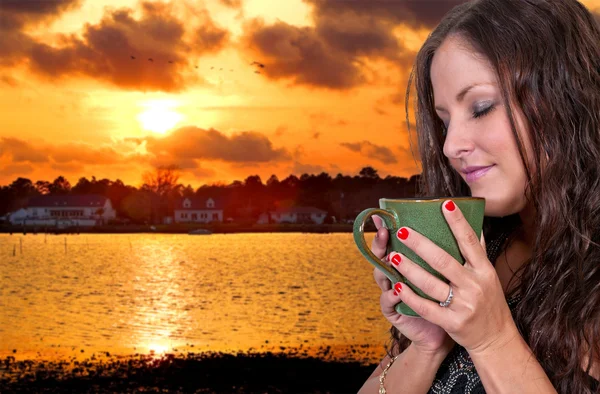 Kahvia juova nainen — kuvapankkivalokuva