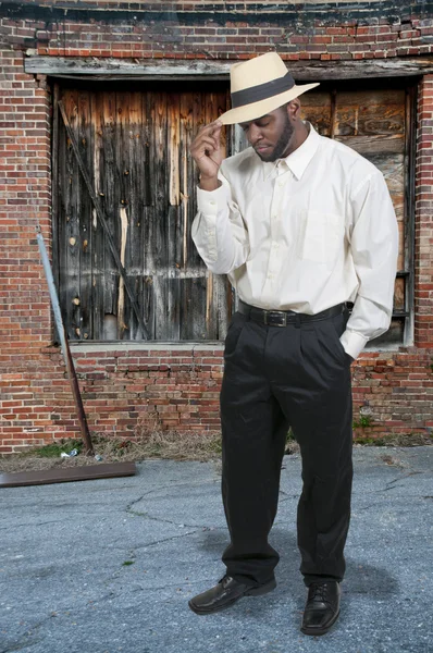 Hombre negro en Fedora — Foto de Stock