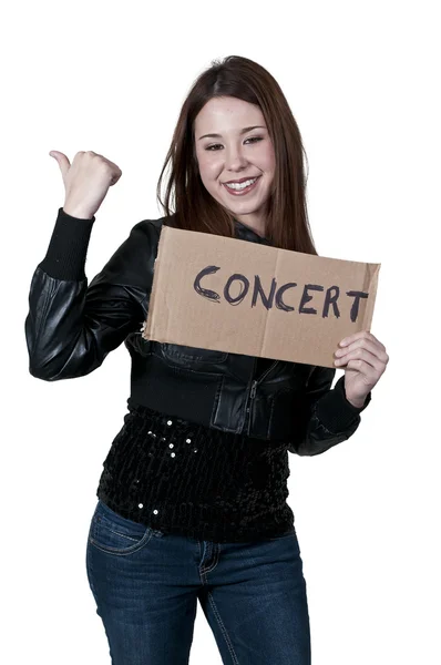 Femme attelage Randonnée à un concert — Photo