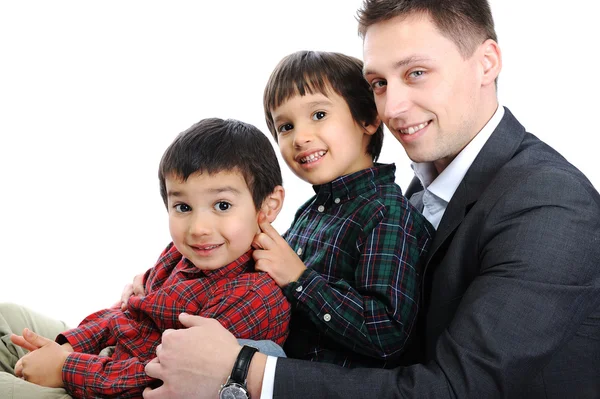 快乐的父亲和两个儿子的画像 — 图库照片