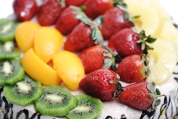 幻想的なフルーツのケーキ — ストック写真