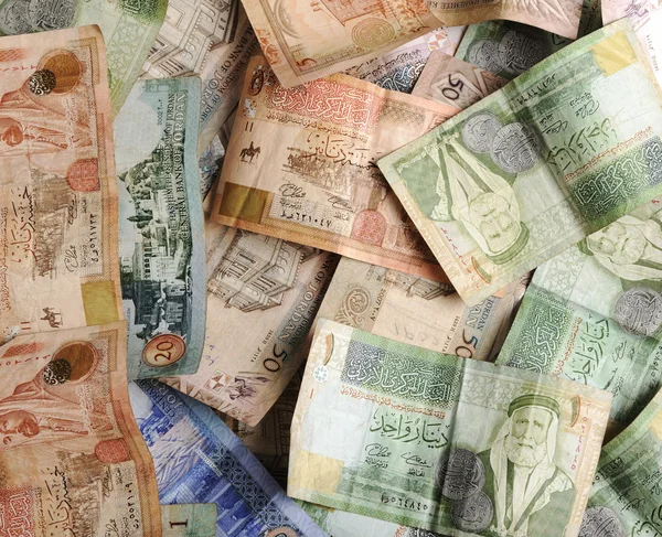 アラビア語の金の銀行券 — ストック写真
