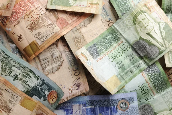 Банкноты на арабские деньги — стоковое фото