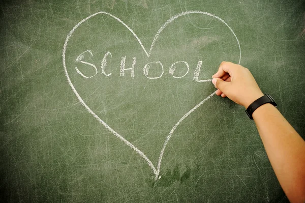 Activités éducatives en classe à l'école, apprentissage des enfants heureux — Photo