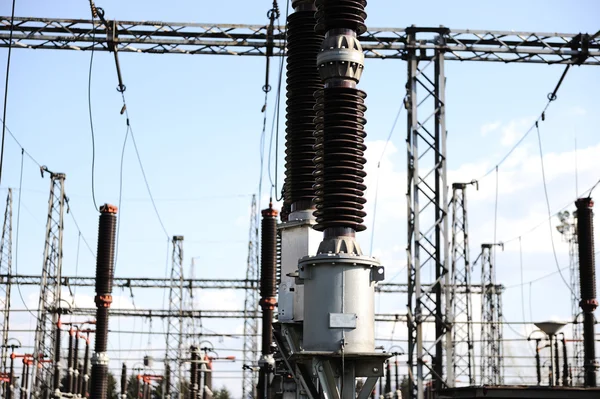 Kraftverk för att göra elektrisk energi — Stockfoto