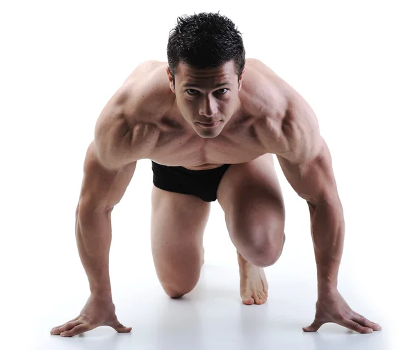 O corpo masculino perfeito - Impressionante fisiculturista posando — Fotografia de Stock