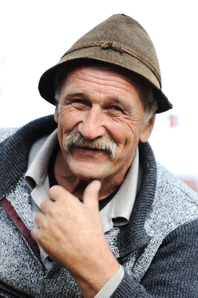 Très belle image d'un vieil homme heureux souriant Images De Stock Libres De Droits