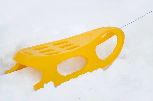 Kar üzerinde sled — Stok fotoğraf