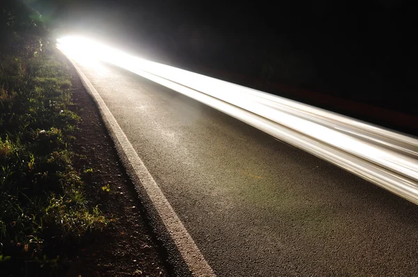 Estrada à noite — Fotografia de Stock