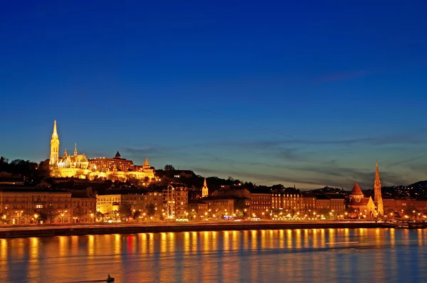 Budapest fischerbastei nacht — Stockfoto