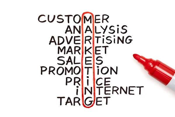 Gráfico de marketing com marcador vermelho — Fotografia de Stock