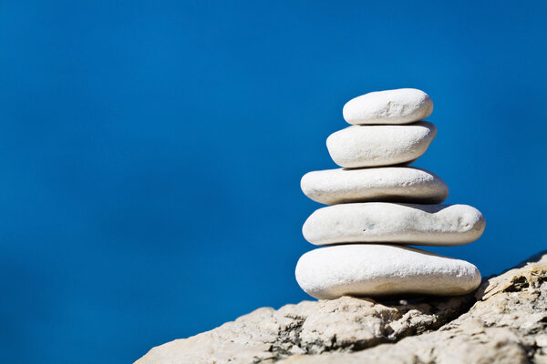 Баланс каменных стеков, Адриатическое побережье Хорватии
