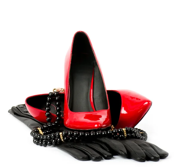 Los zapatos hermosos, encajes y perlas — Foto de Stock