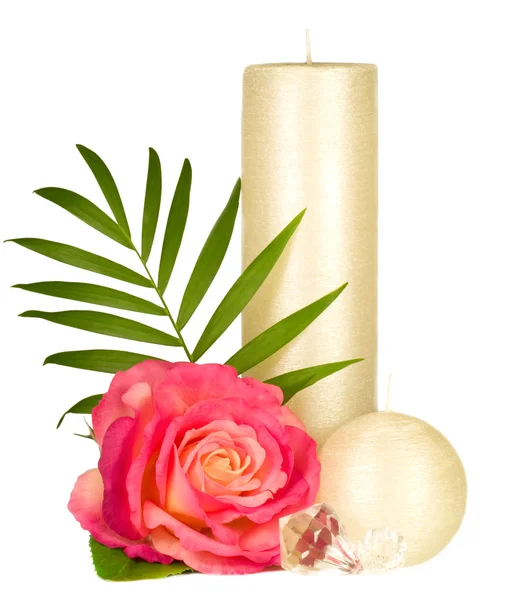 Romantyczny, Martwa natura z biała świeca i róża — Zdjęcie stockowe