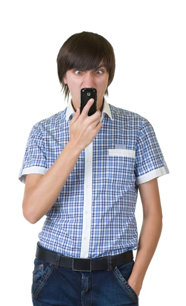 Fiatal férfi válaszol a telefon — Stock Fotó