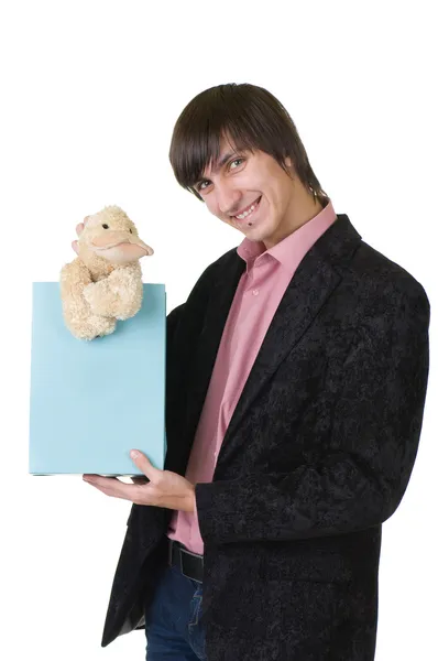 Jonge man met teddy eend voor valentines day — Stockfoto