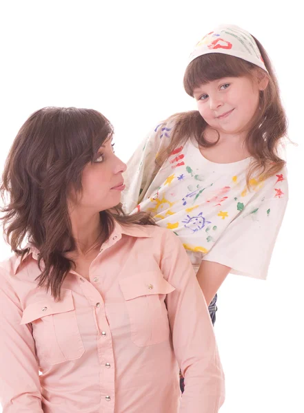 Мать и ее маленькая дочь с краской цвета — стоковое фото