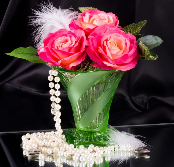 Piękny bukiet różowych kwiatów — Zdjęcie stockowe