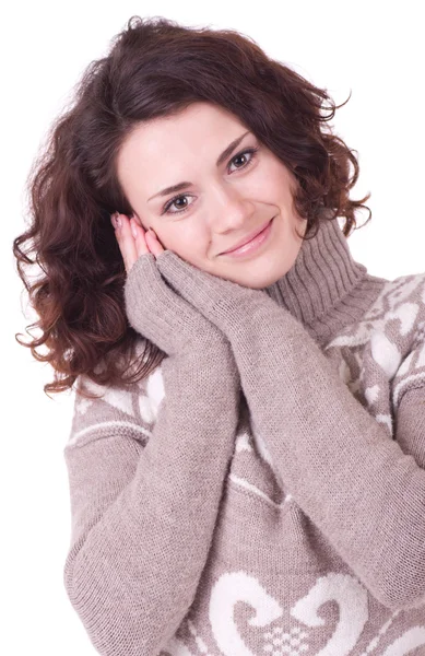 Krásná usměvavá dívka ve svetru — Stock fotografie