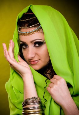renk Yaşmak güzel Arap kadını