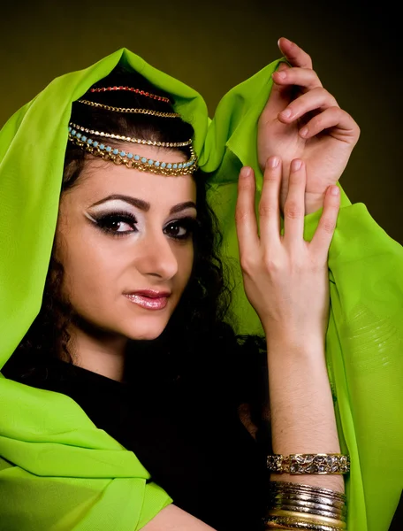 Beautiful arabian woman in color yashmak — Stock Photo, Image