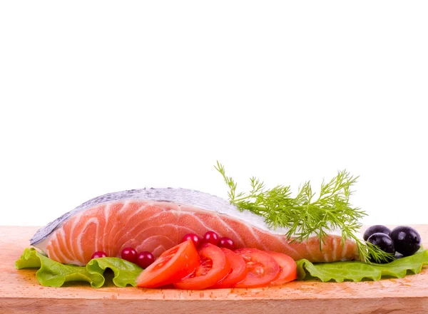 El pedazo del salmón con hortalizas — Foto de Stock