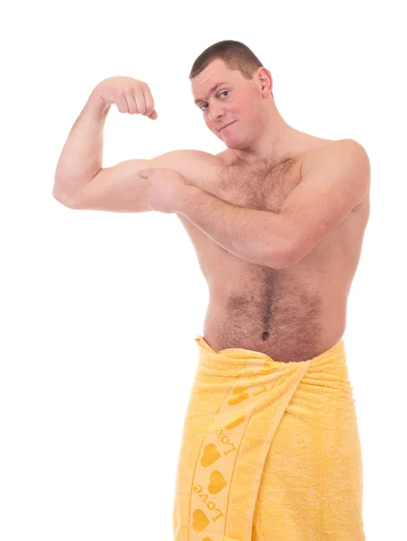 Szép sportos férfi sárga törülközőt — Stock Fotó