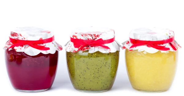 Glas mit Marmelade (Kirsche, Kiwi, Zitrone)) — Stockfoto
