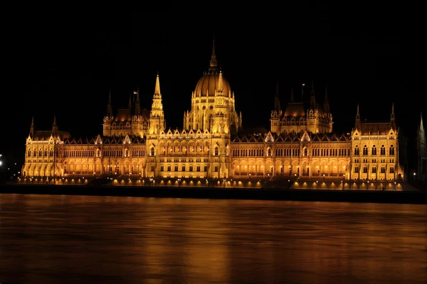 Edificio del Parlamento húngaro, Budapest — Foto de Stock