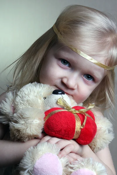 Dziewczyny z zabawkami Miś — Zdjęcie stockowe