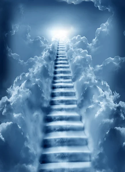 Treppe im Himmel — Stockfoto
