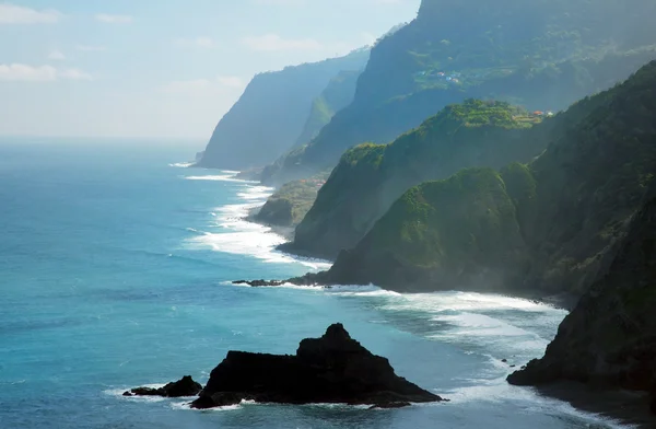 Северное побережье острова Мадейра — стоковое фото