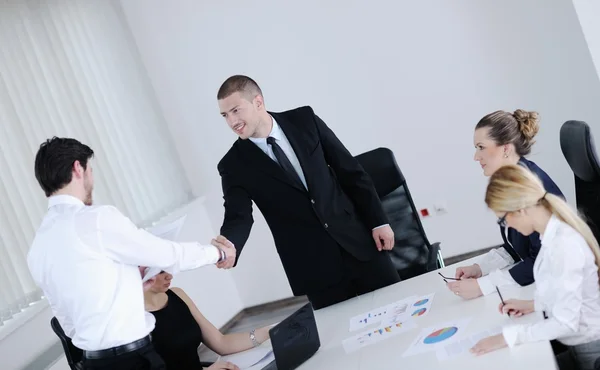 Business in een vergadering op kantoor — Stockfoto