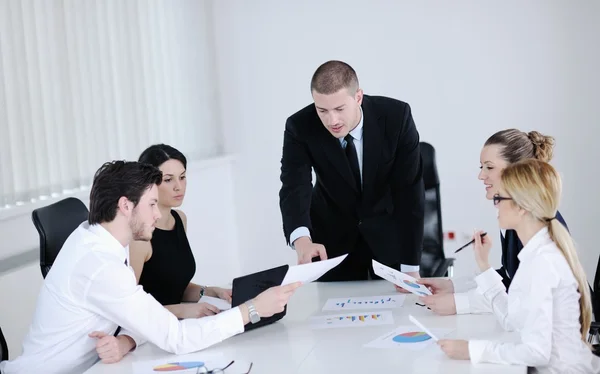 Business in een vergadering op kantoor — Stockfoto