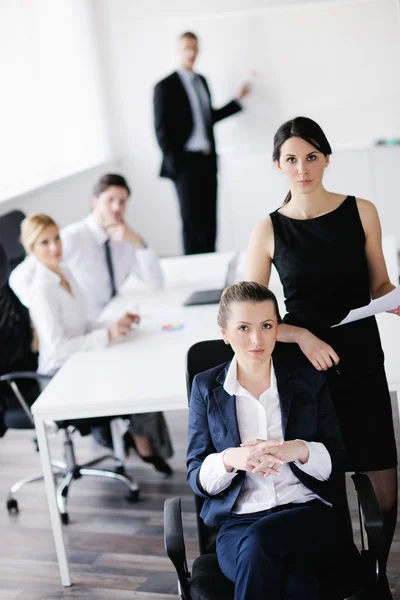 Negocios en una reunión en la oficina — Foto de Stock