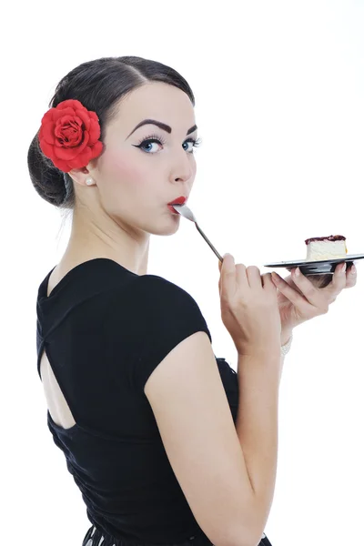 Jolie jeune femme heureuse manger gâteau — Photo