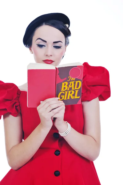 Hermosa mujer joven leer libro —  Fotos de Stock
