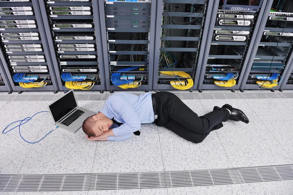 System misslyckas situationen i nätverk serverrum — Stockfoto