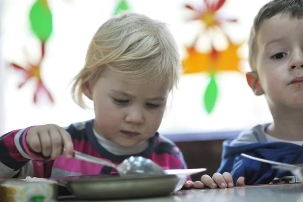 Enfants d'âge préscolaire — Photo