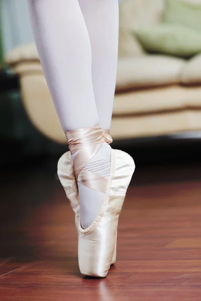 Ballet fille — Photo