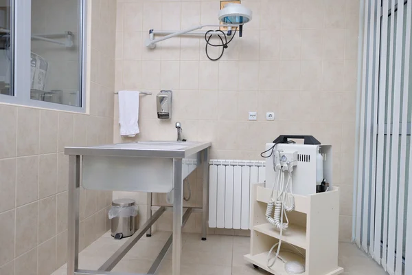 Хирургическая комната внутри — стоковое фото